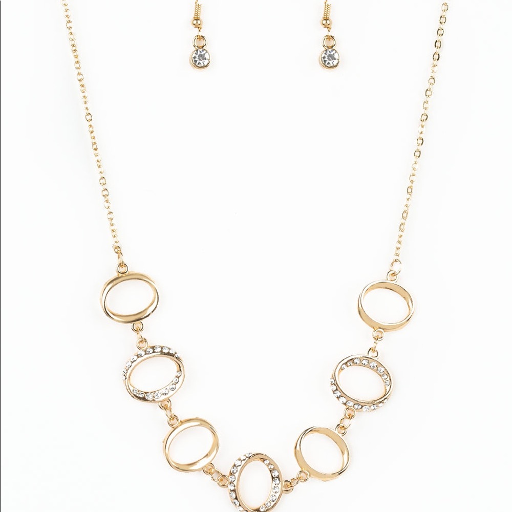 Necklace & Earring set